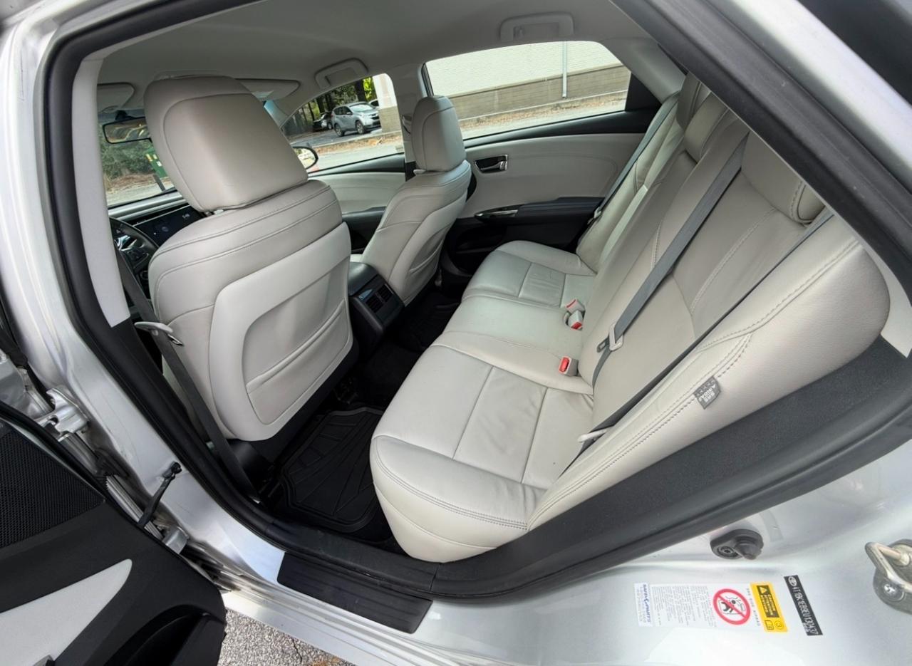 Toyota Avalon 4dr Sdn XLE Premium (Natl) 2014