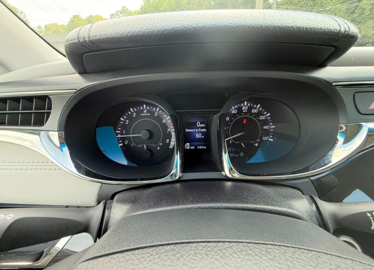 Toyota Avalon 4dr Sdn XLE Premium (Natl) 2014