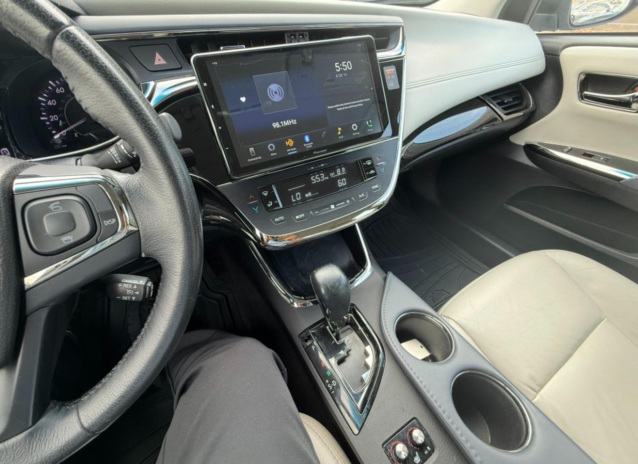 Toyota Avalon 4dr Sdn XLE Premium (Natl) 2014