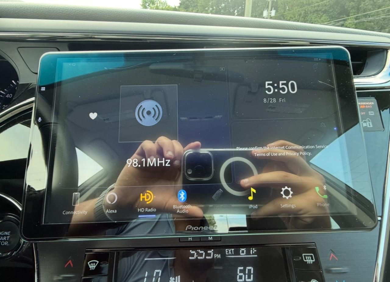 Toyota Avalon 4dr Sdn XLE Premium (Natl) 2014
