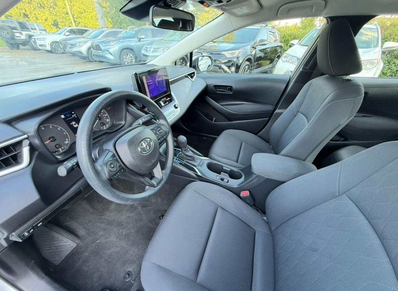 Toyota Corolla LE CVT (Natl) 2024