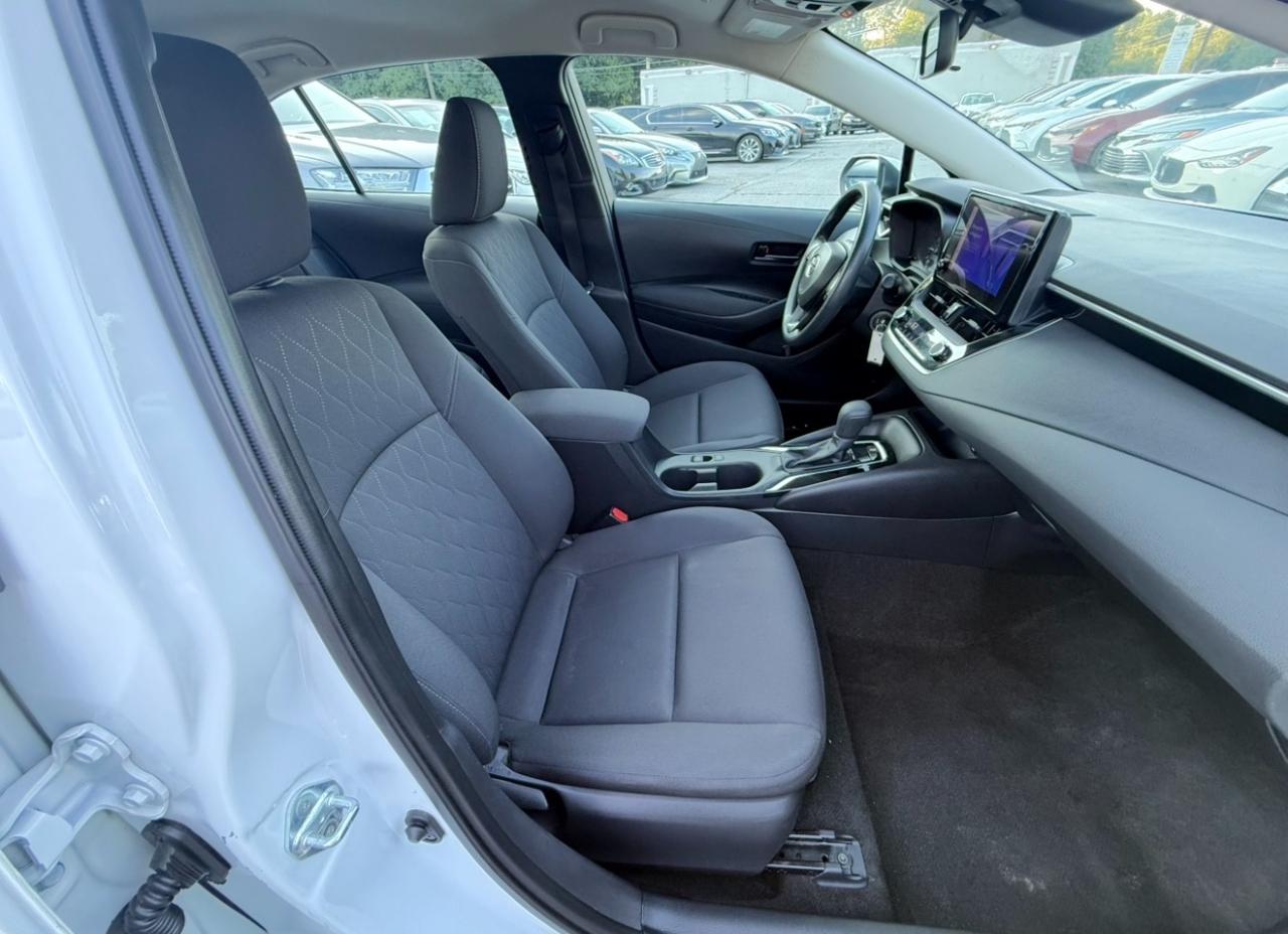 Toyota Corolla LE CVT (Natl) 2024