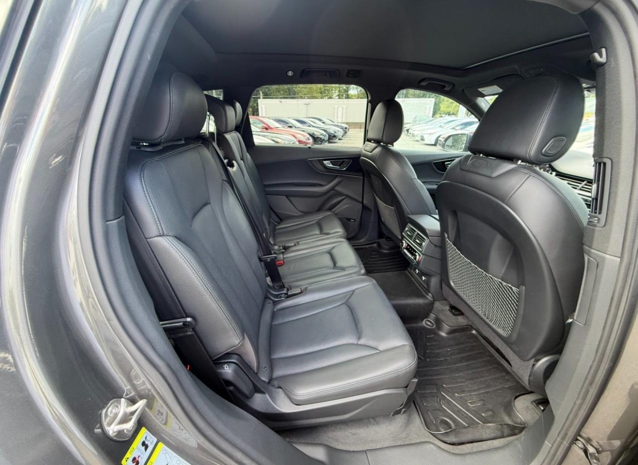 Audi Q7 SE Premium Plus 55 TFSI quattro 2019