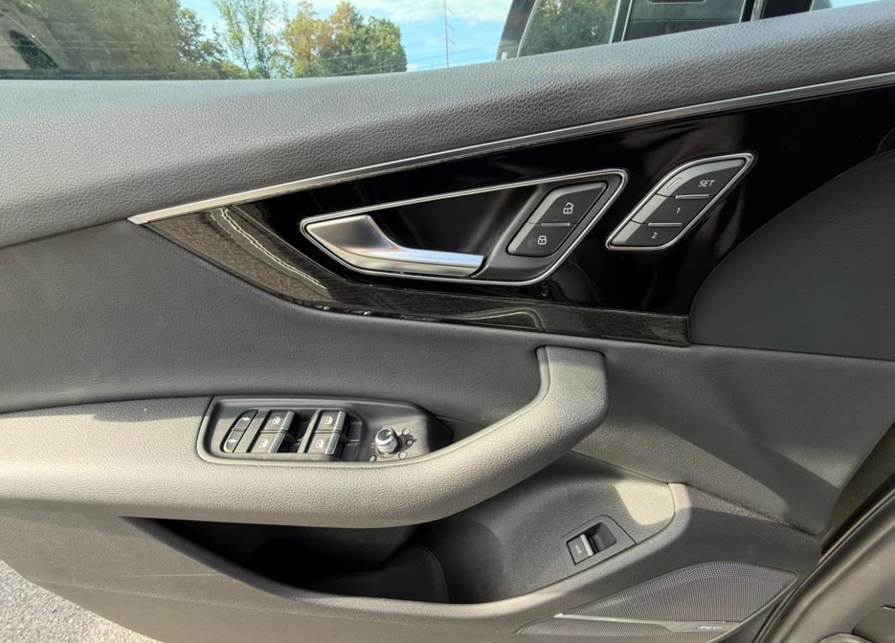 Audi Q7 SE Premium Plus 55 TFSI quattro 2019