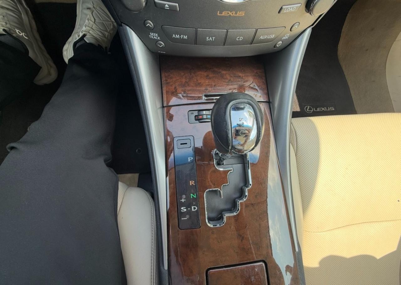 Lexus IS 250C 2dr Conv Man 2012