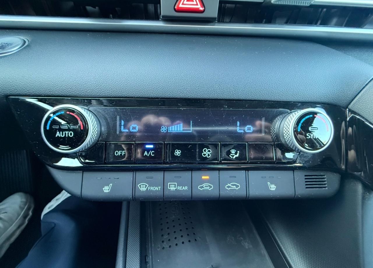 Hyundai Elantra photo 22