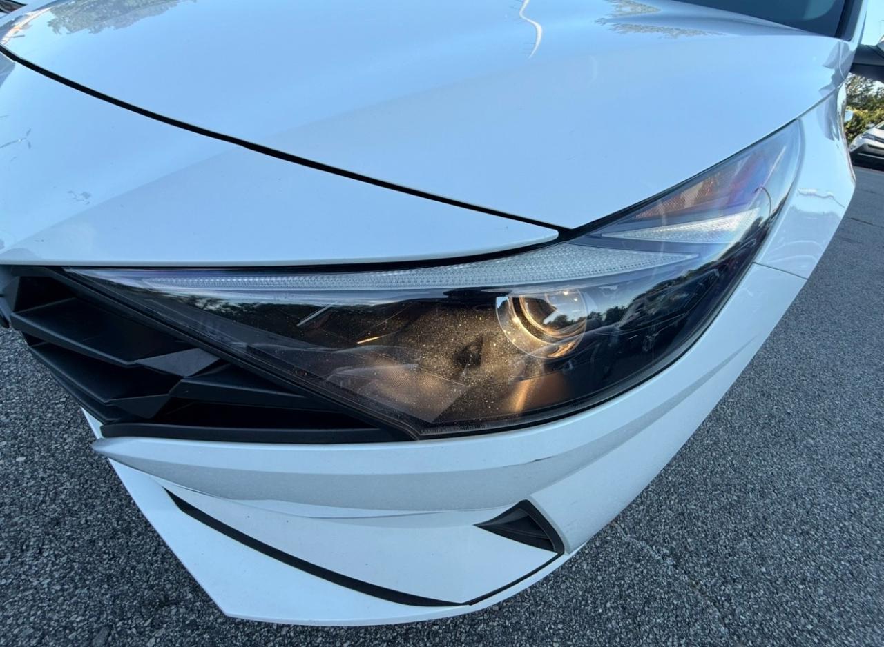 Hyundai Elantra photo 27