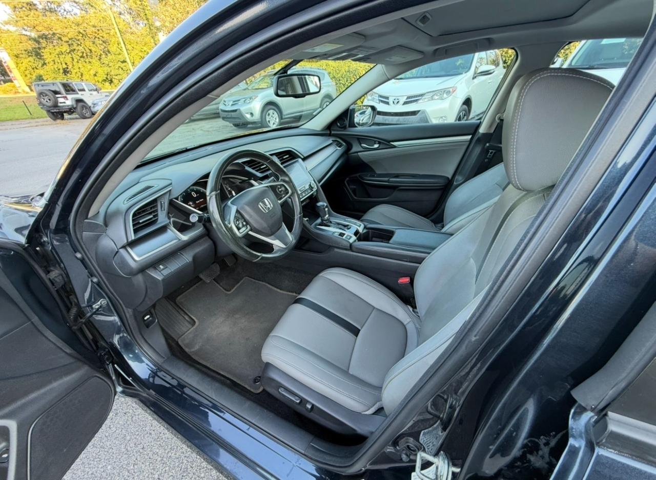 Honda Civic photo 8