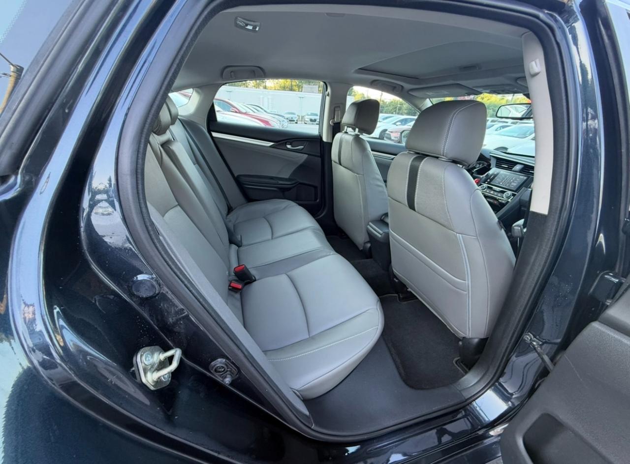 Honda Civic photo 14