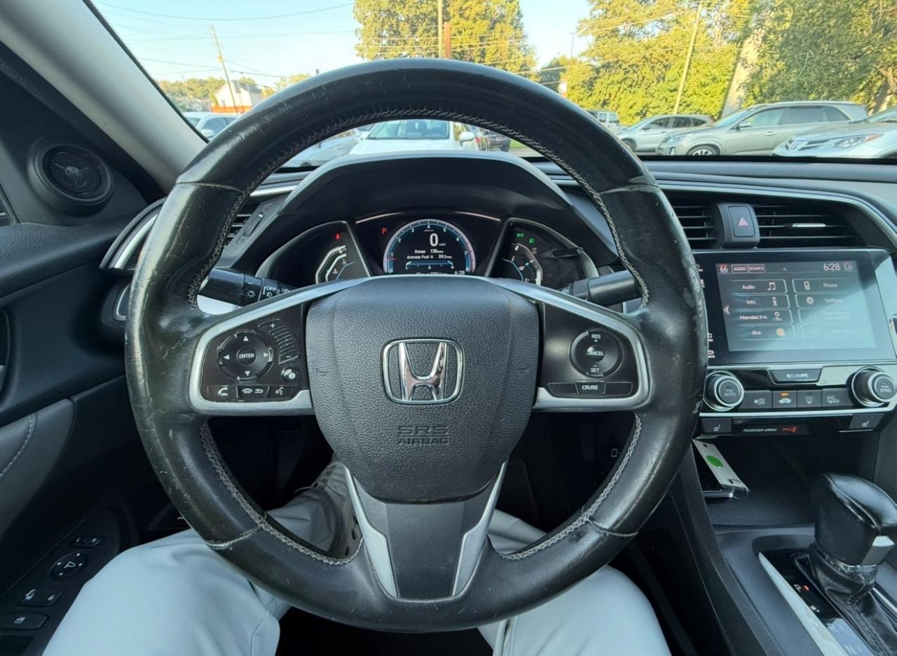 Honda Civic photo 17