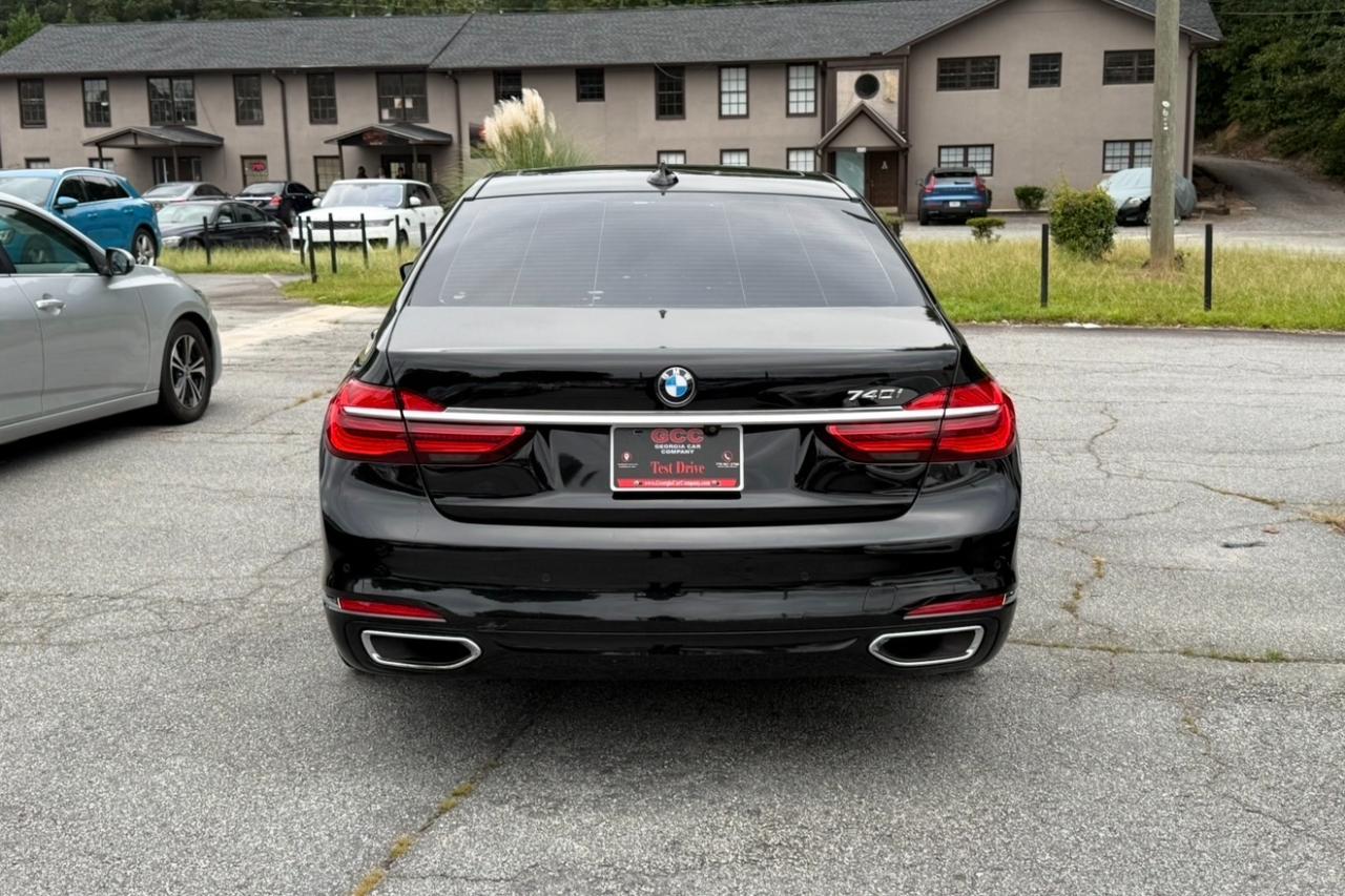 BMW 7 Series 4dr Sdn 740i RWD 2016