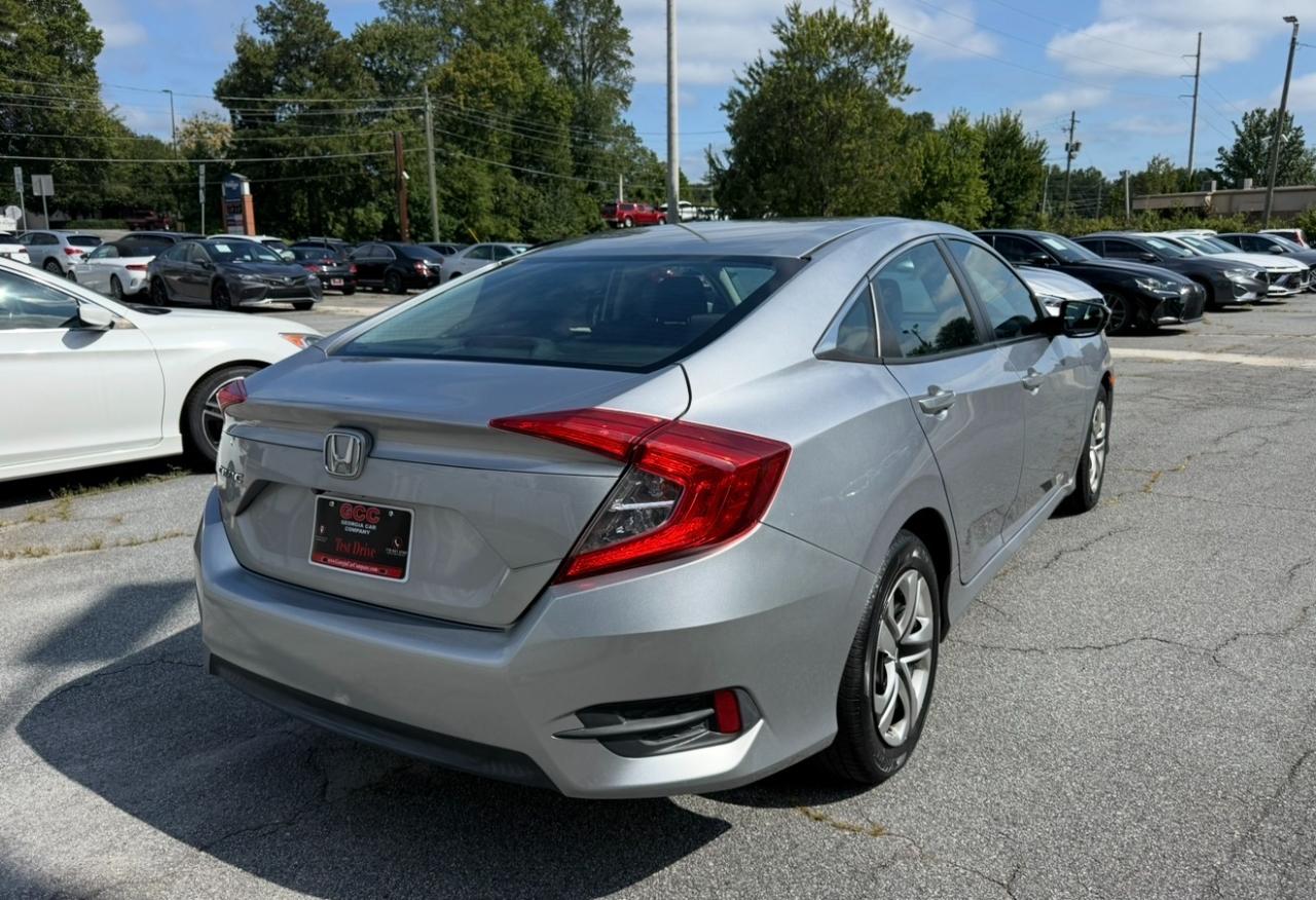 Honda Civic photo 5