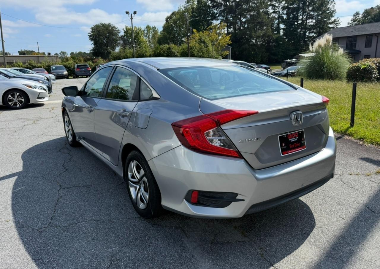 Honda Civic photo 7