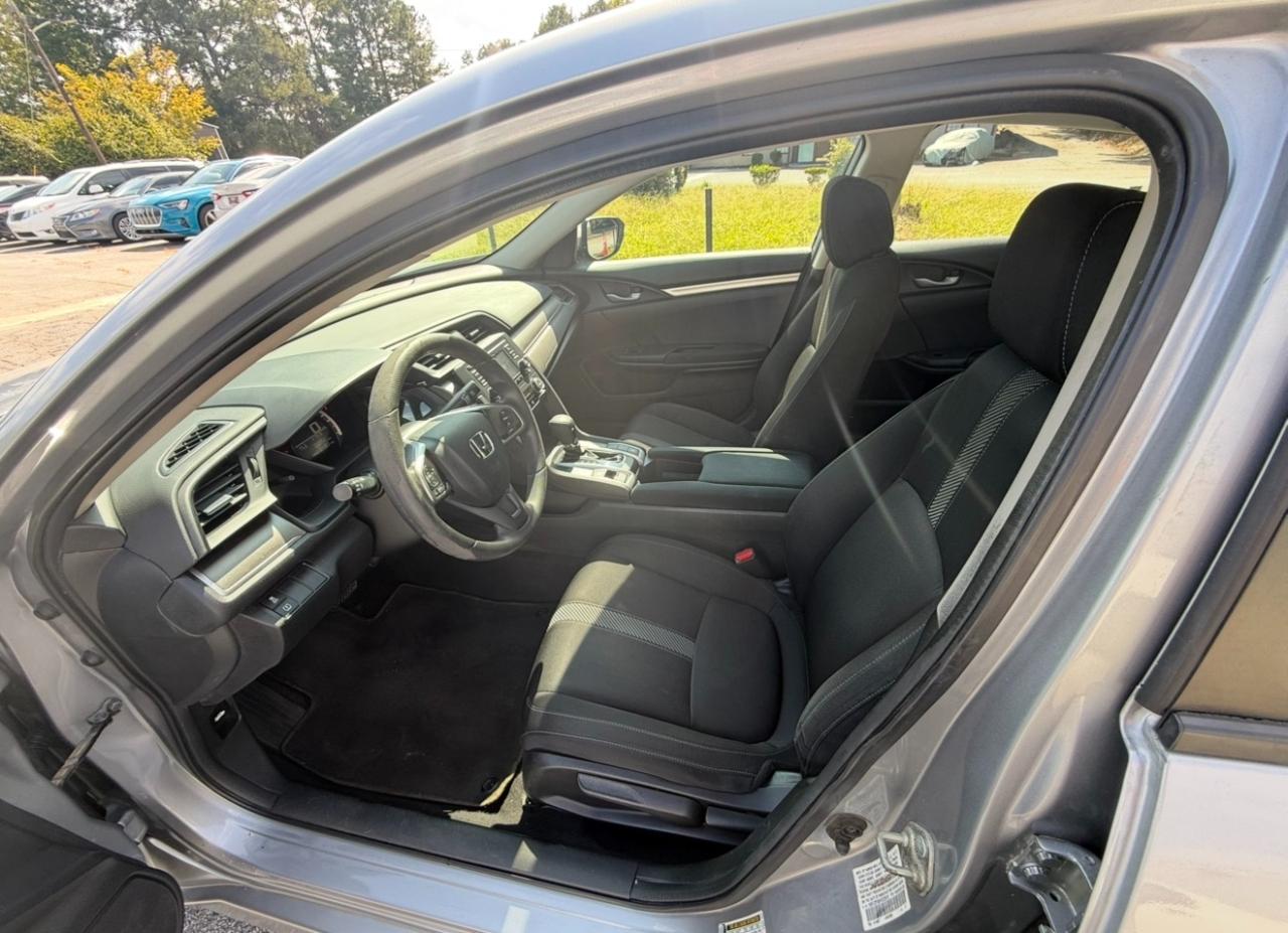 Honda Civic photo 8