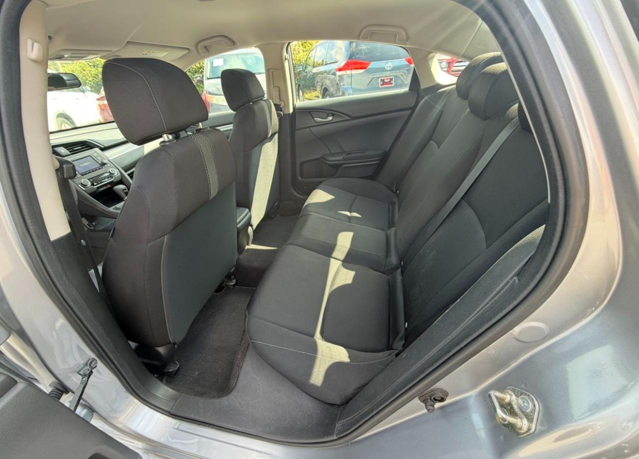 Honda Civic photo 11