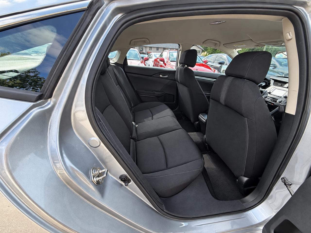 Honda Civic photo 14