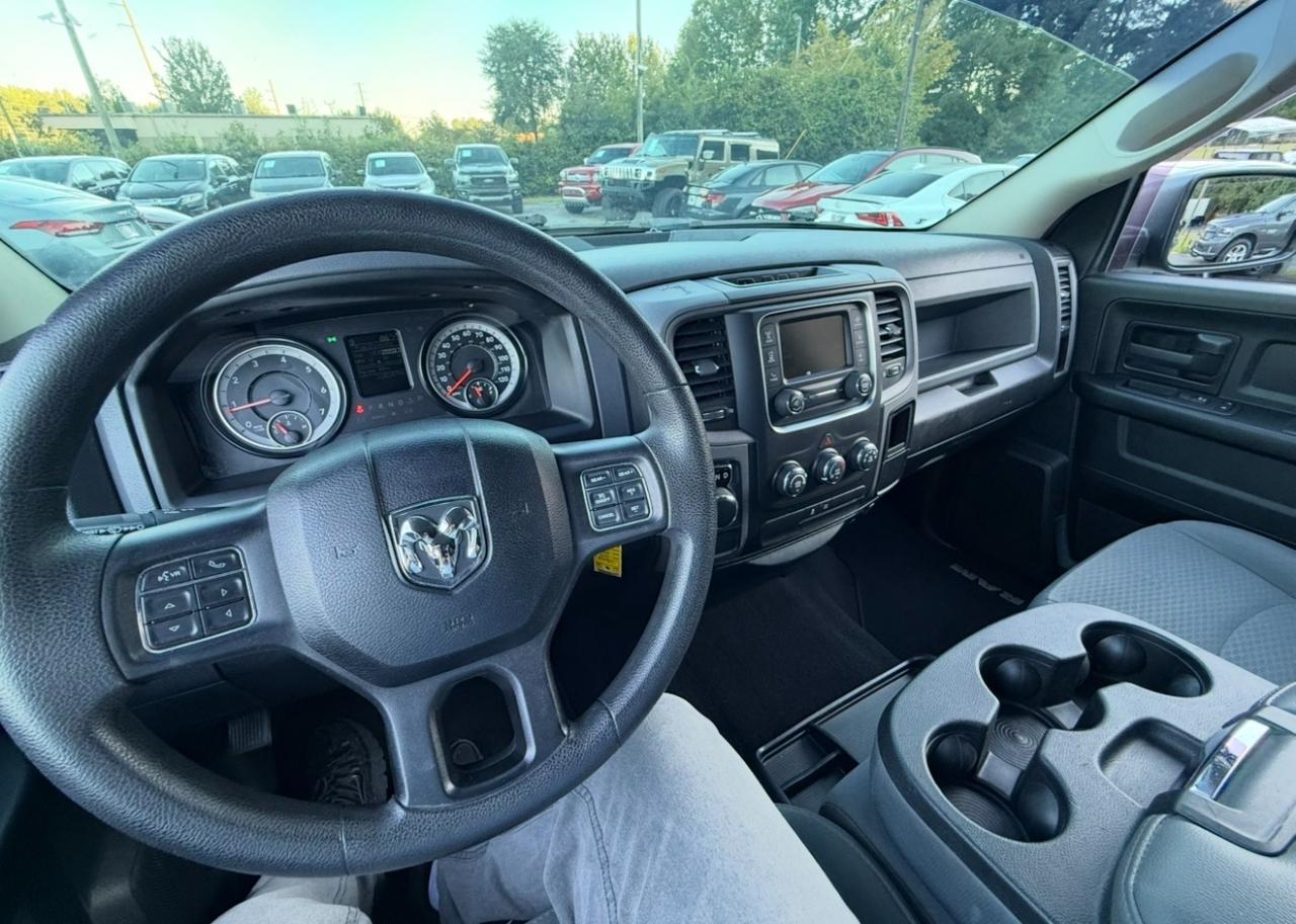RAM 1500 Express 4x2 Crew Cab 5'7" Box 2018