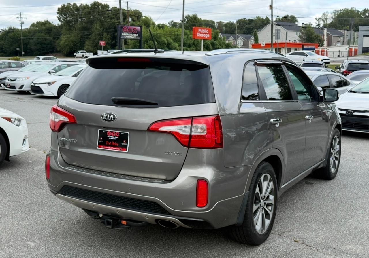 Kia Sorento 2WD 4dr V6 SX 2015