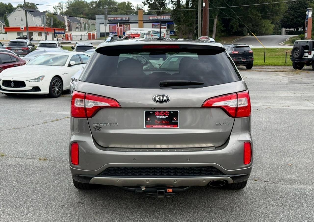 Kia Sorento 2WD 4dr V6 SX 2015