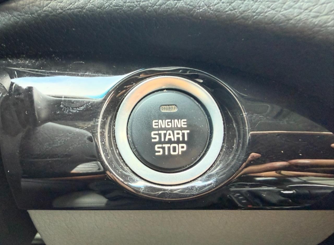 Kia Sorento 2WD 4dr V6 SX 2015