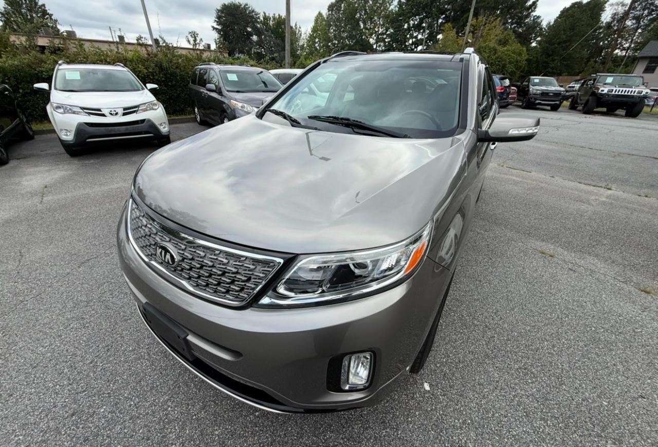 Kia Sorento 2WD 4dr V6 SX 2015