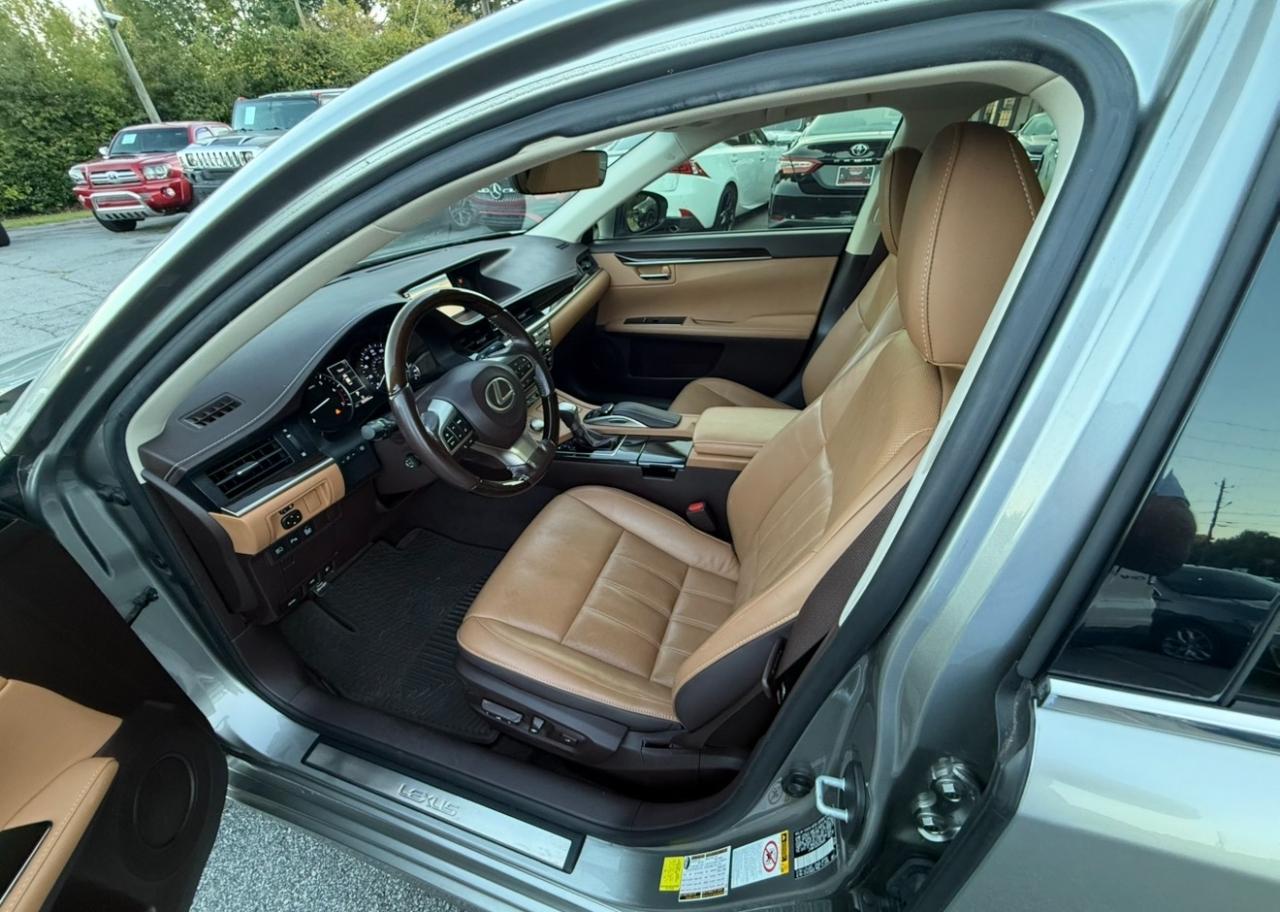 Lexus ES ES 350 FWD 2017