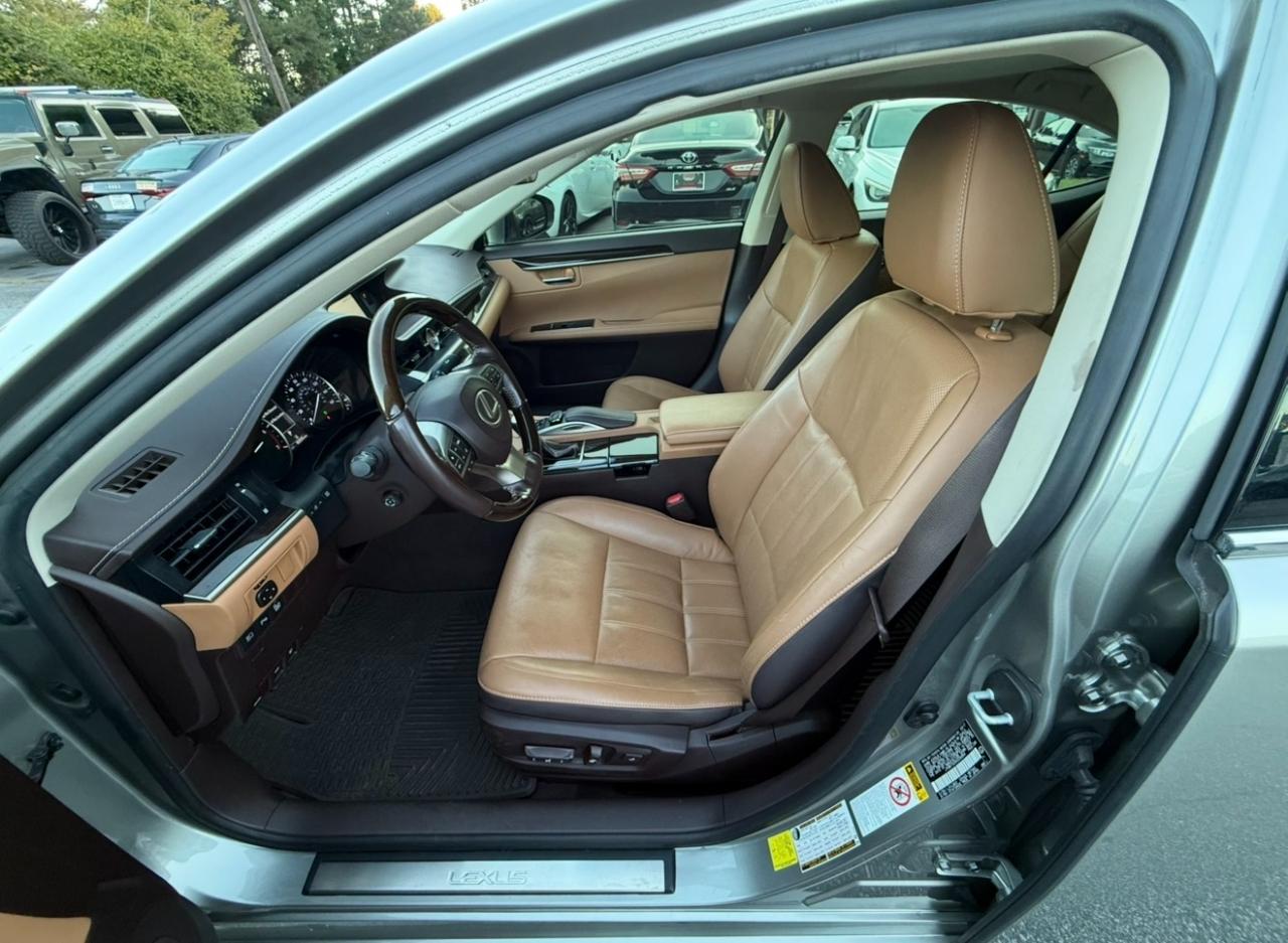Lexus ES ES 350 FWD 2017
