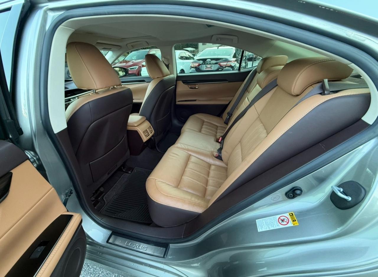 Lexus ES ES 350 FWD 2017