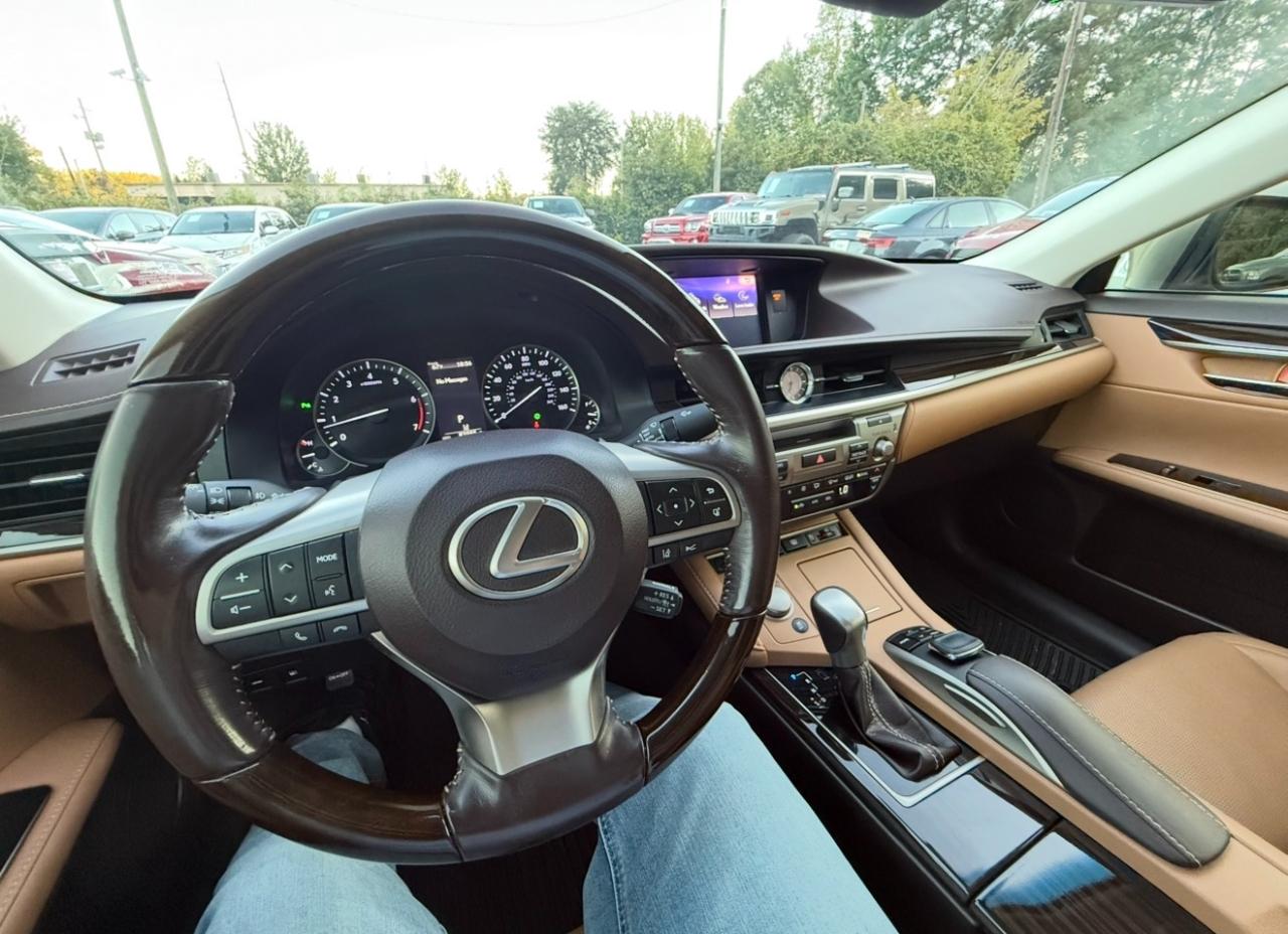 Lexus ES ES 350 FWD 2017