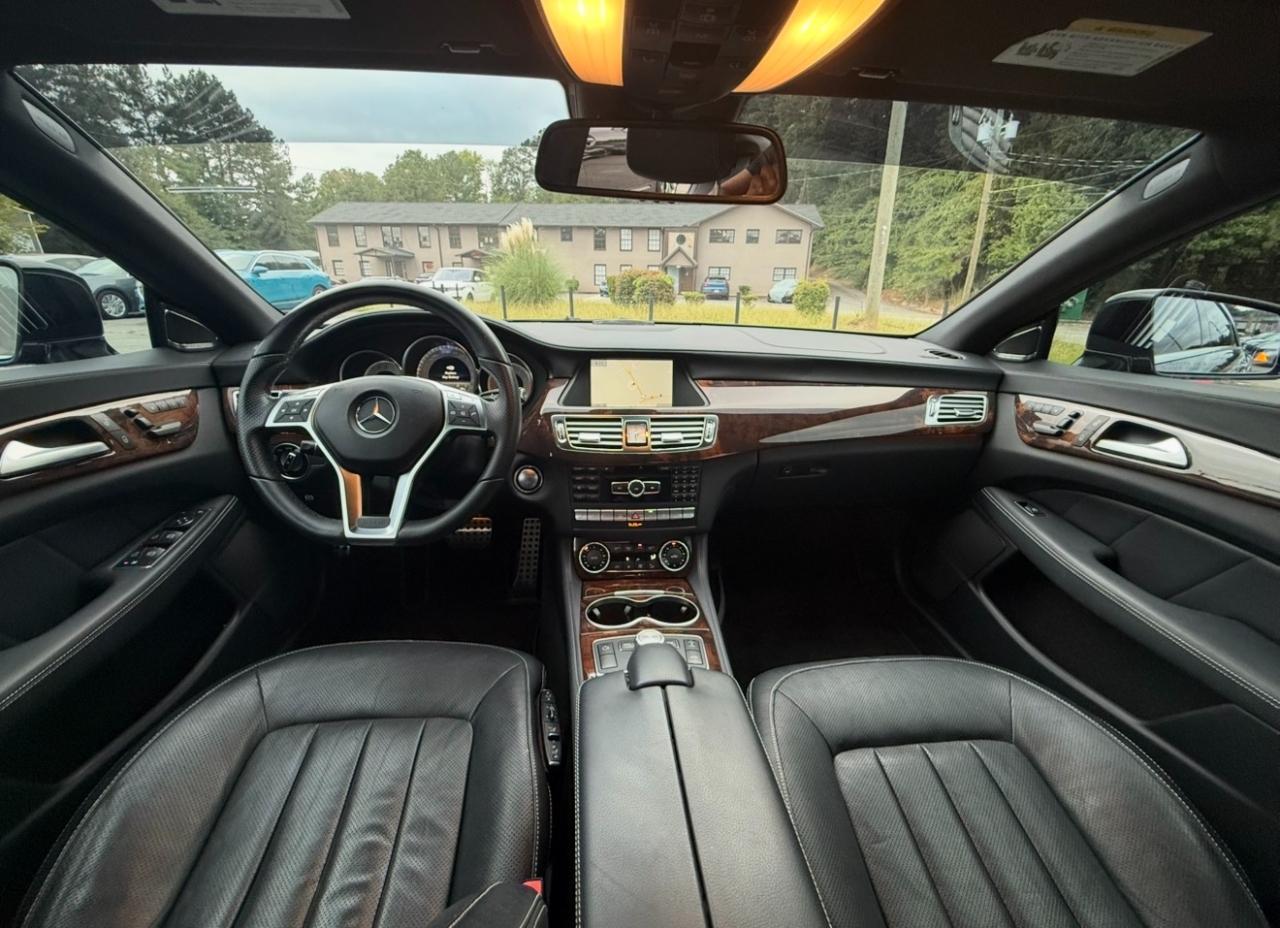 Mercedes-Benz CLS-Class photo 2