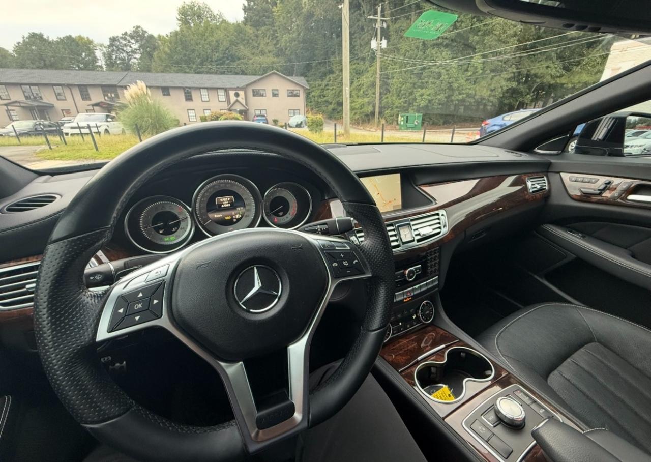 Mercedes-Benz CLS-Class photo 25