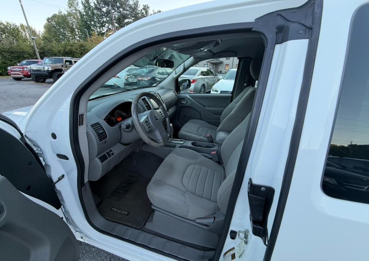 Nissan Frontier photo 7