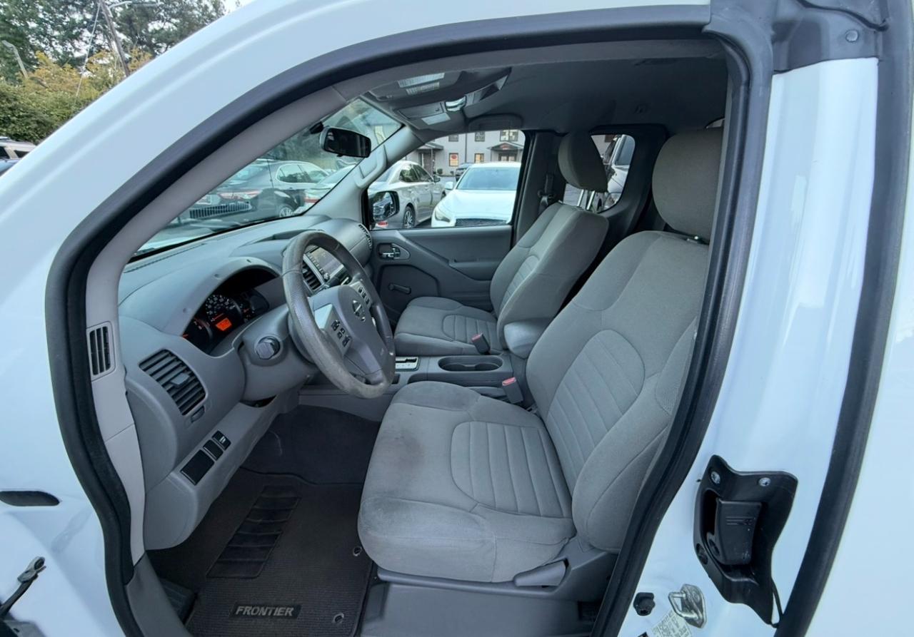 Nissan Frontier photo 8
