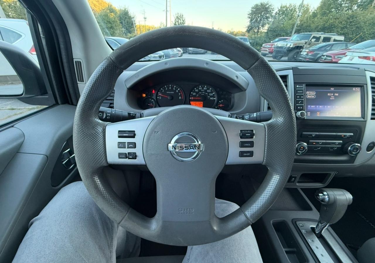 Nissan Frontier photo 15