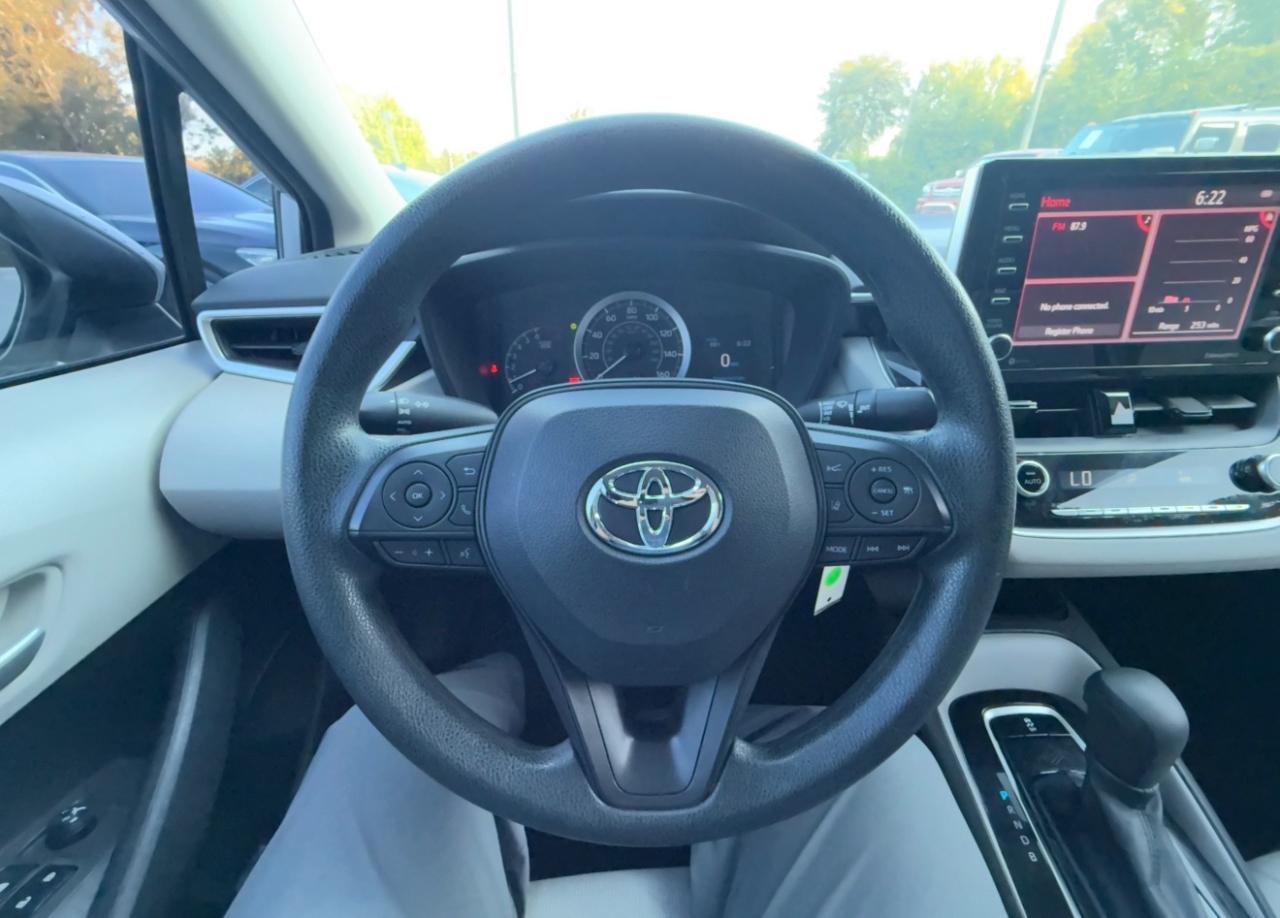 Toyota Corolla LE CVT (Natl) 2021