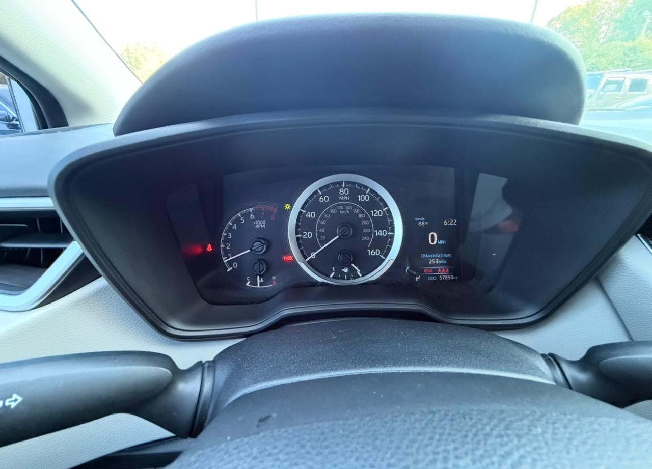 Toyota Corolla LE CVT (Natl) 2021