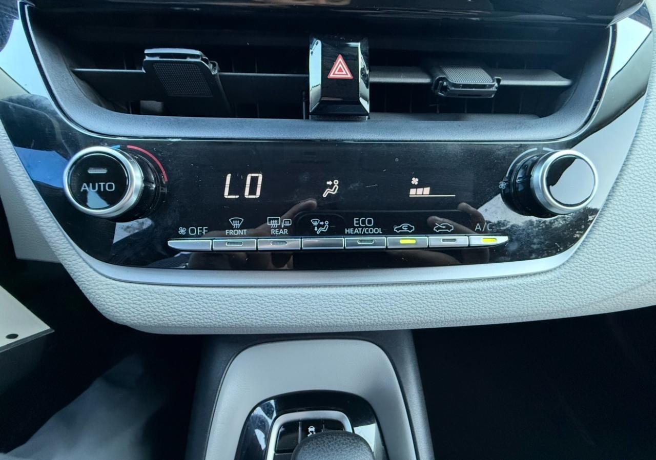 Toyota Corolla LE CVT (Natl) 2021