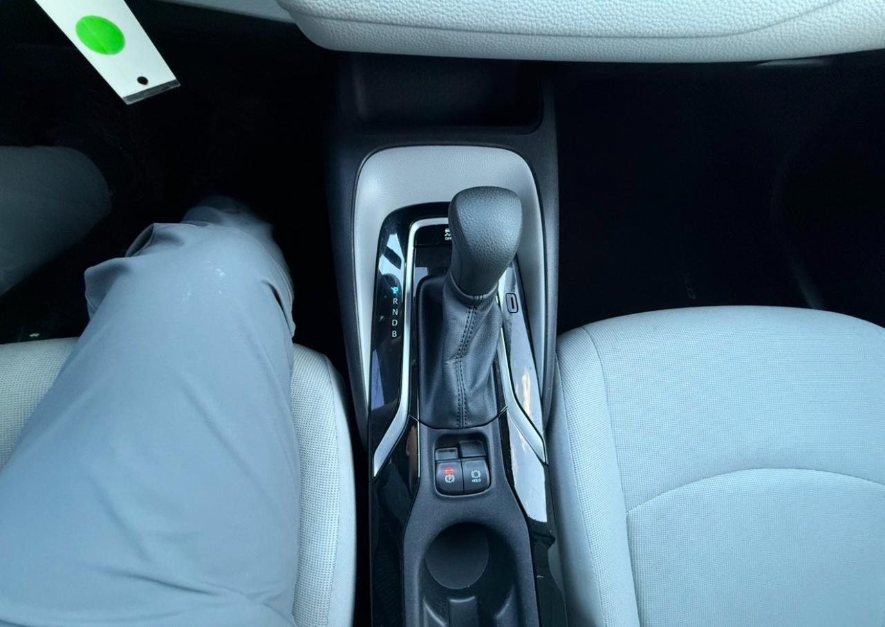 Toyota Corolla LE CVT (Natl) 2021