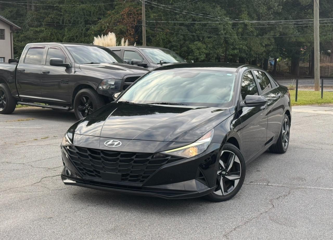 Hyundai Elantra photo 4