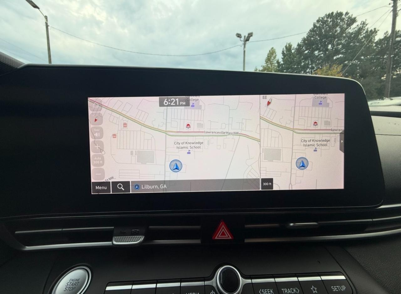 Hyundai Elantra photo 18