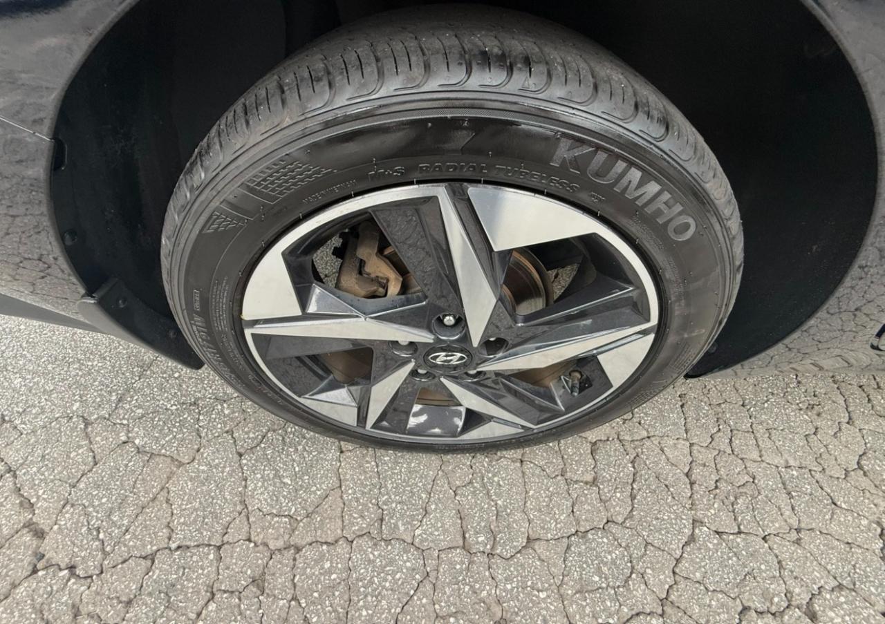 Hyundai Elantra photo 26