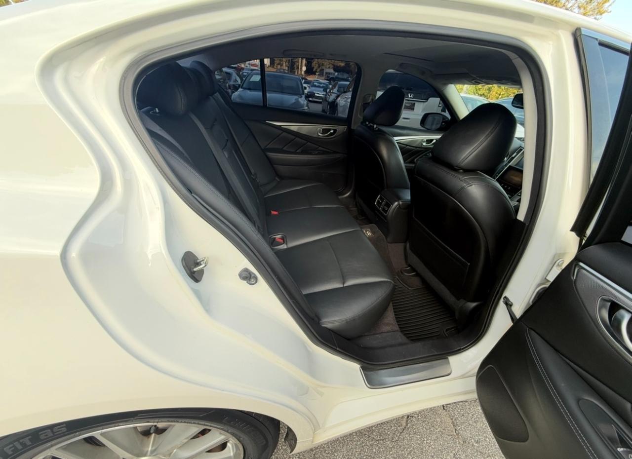 Infiniti Q50 4dr Sdn Premium AWD 2014