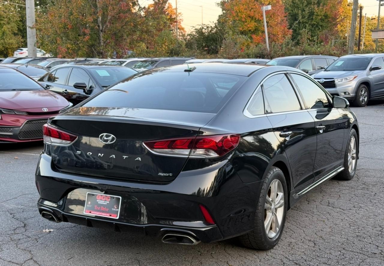 Hyundai Sonata photo 5