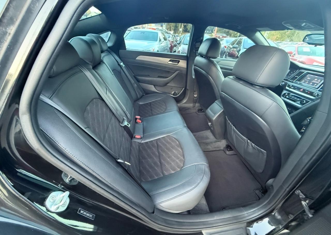 Hyundai Sonata photo 13