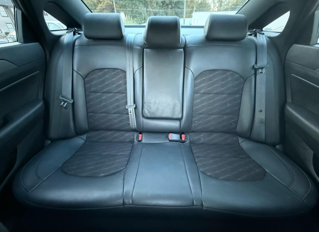 Hyundai Sonata photo 14