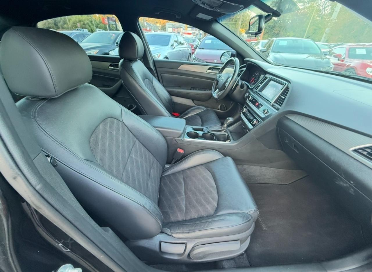 Hyundai Sonata photo 15
