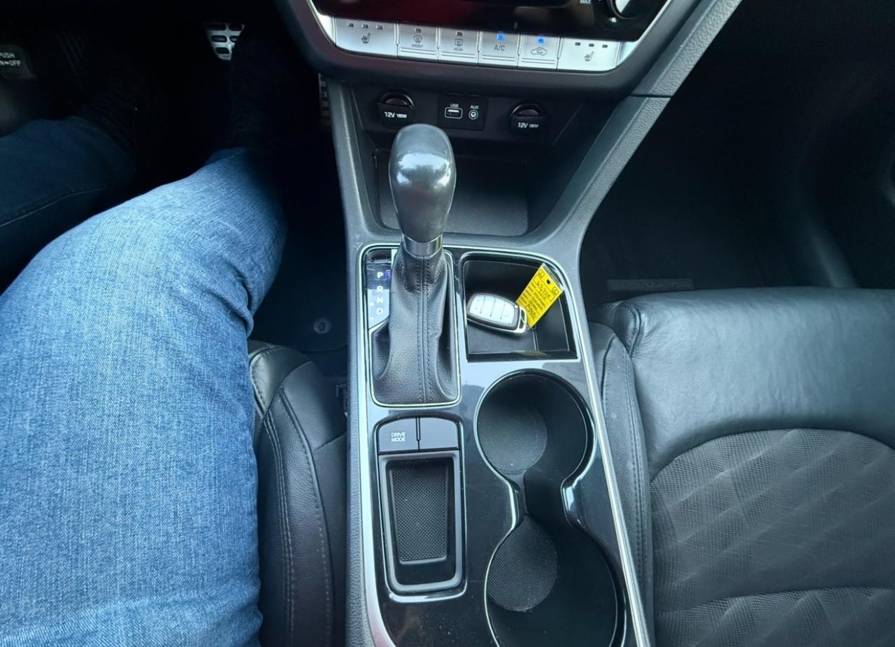 Hyundai Sonata photo 24