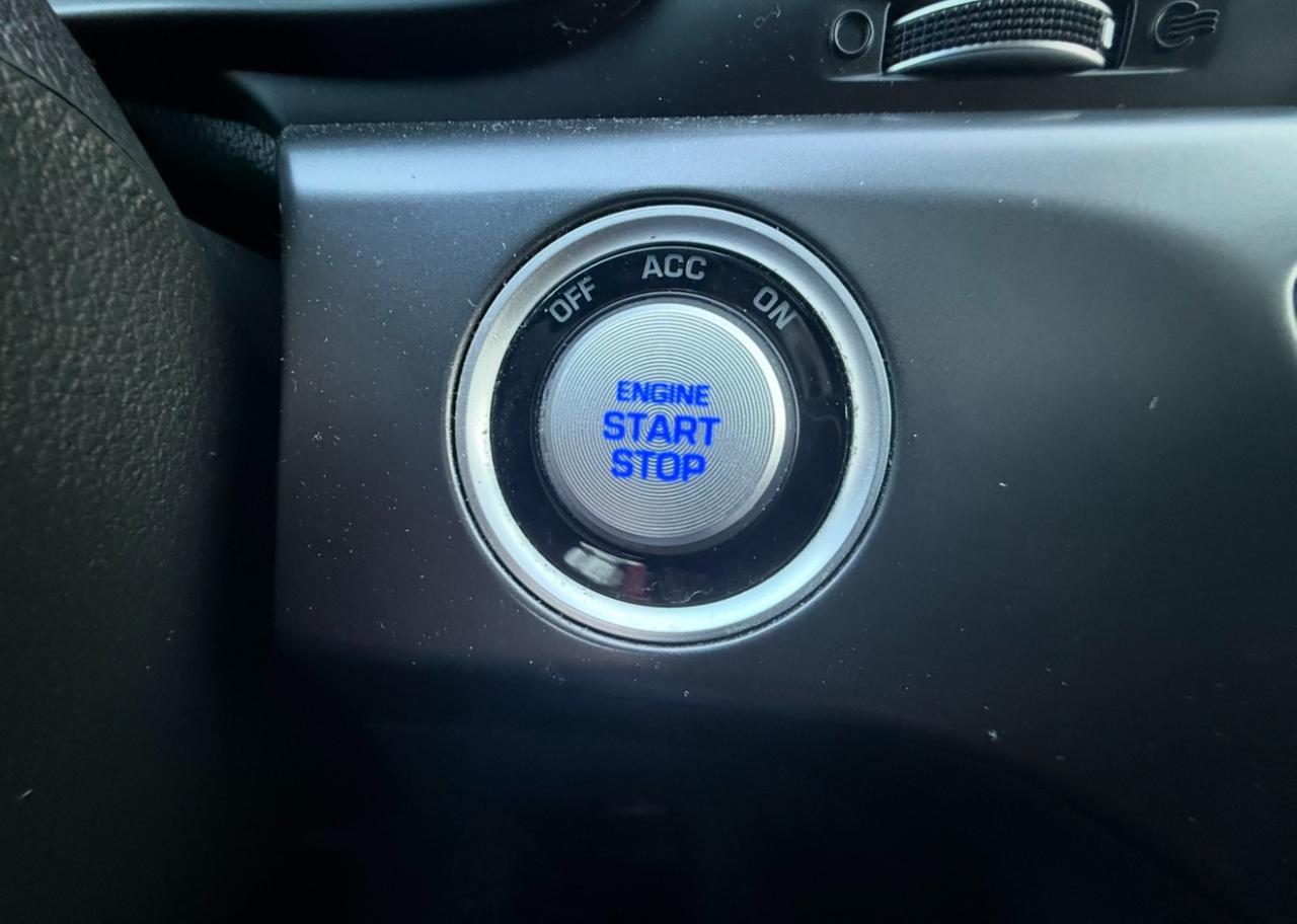 Hyundai Sonata photo 25