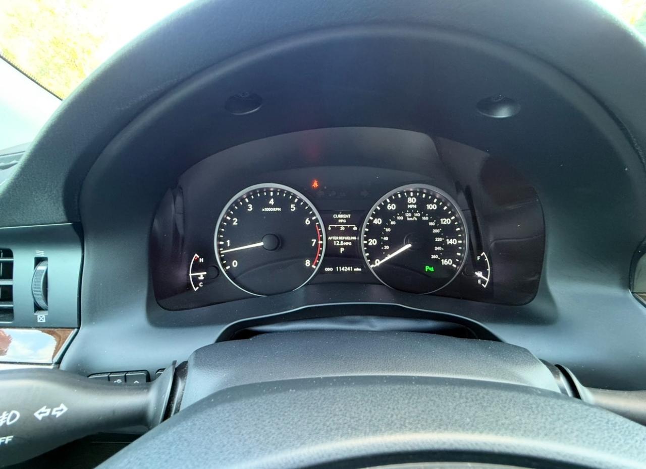 Lexus ES photo 18