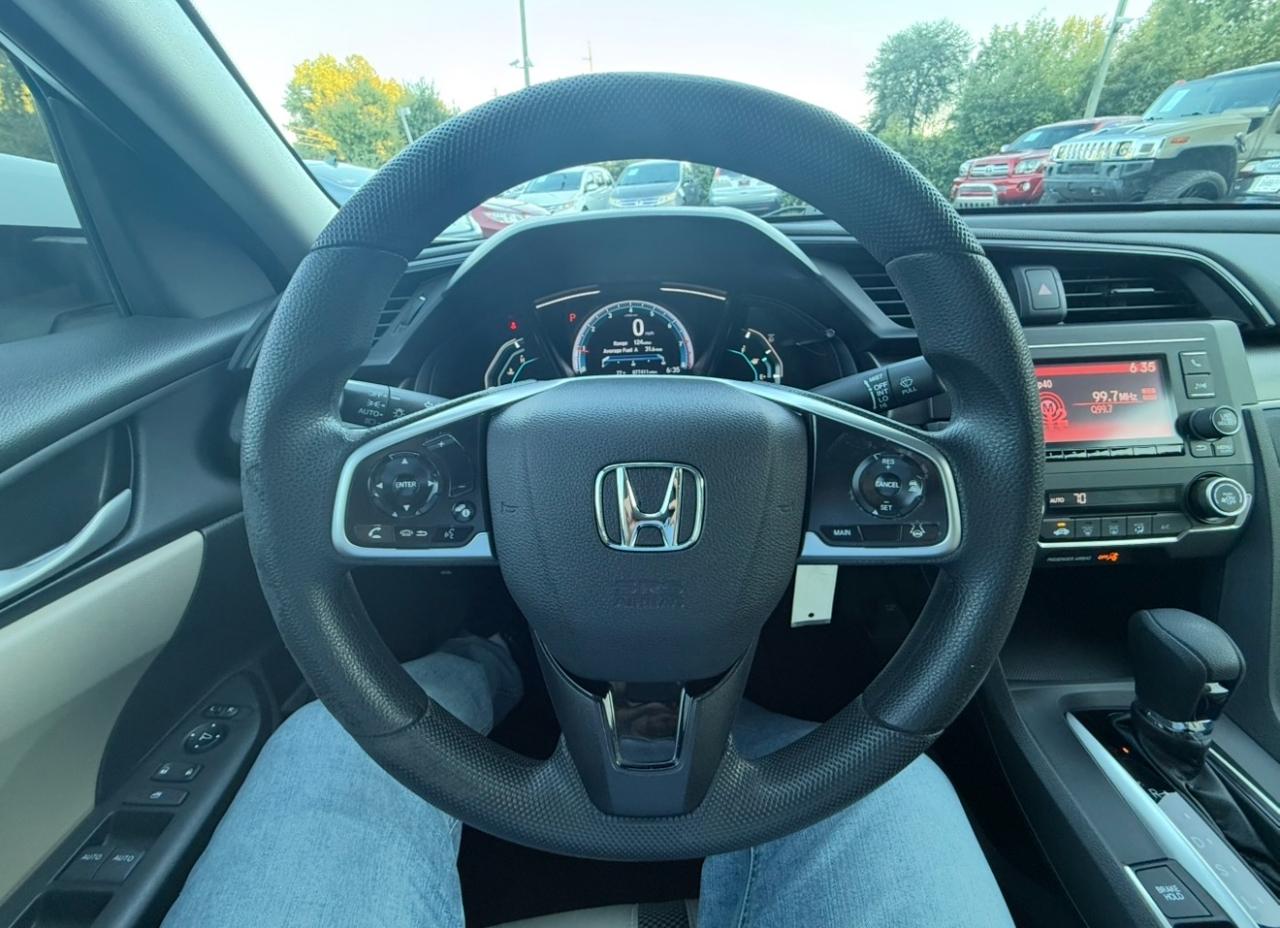 Honda Civic photo 17
